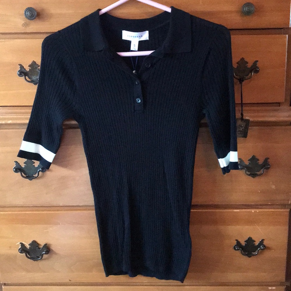 4 button top